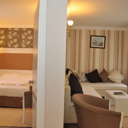 Moonshine & Hotel Bodrum