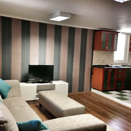 Moonshine & 酒店 3*