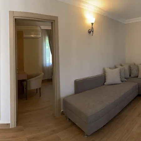 Moonshine & 3* 博德鲁姆